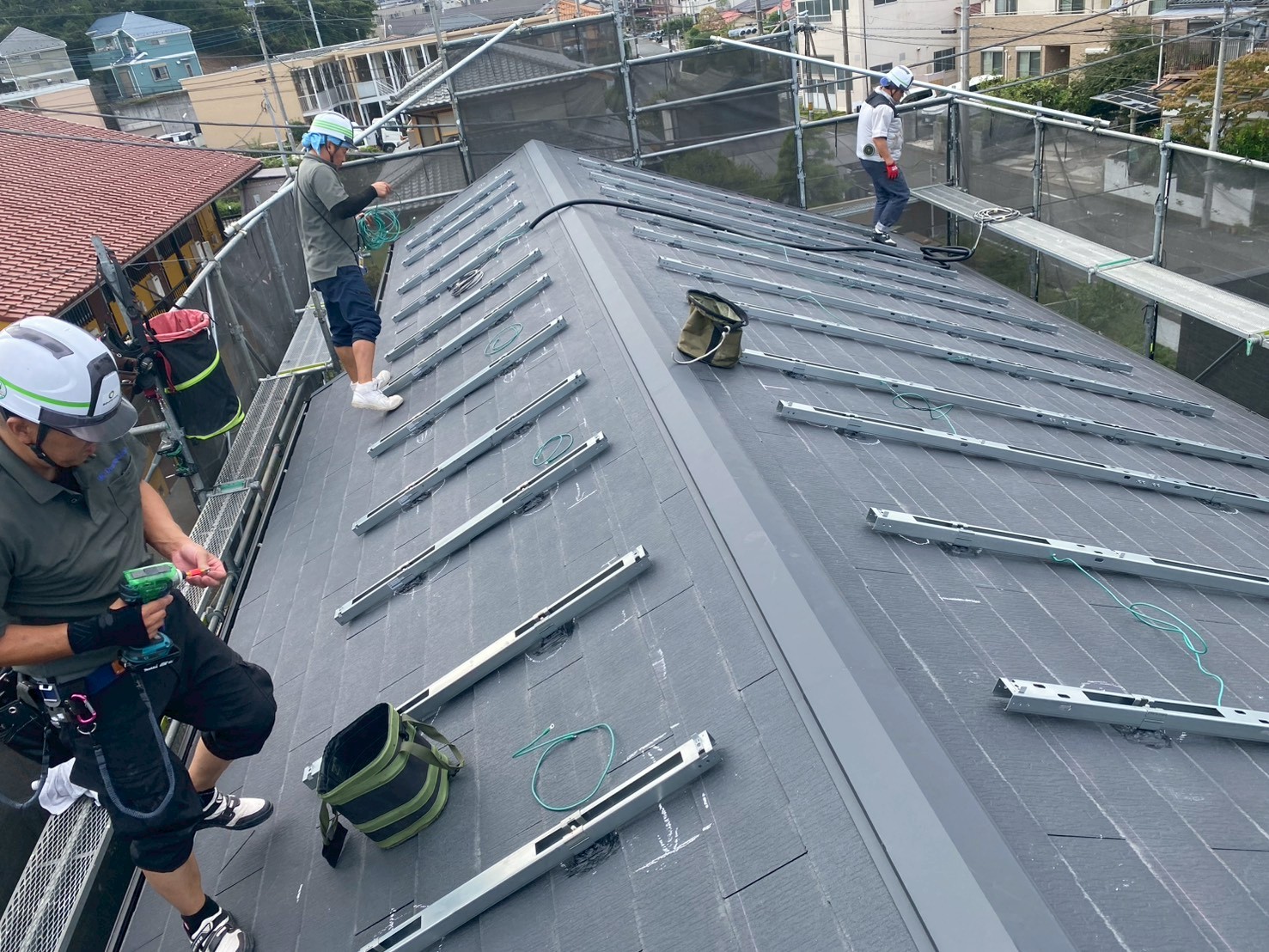 【八王子市東浅川町】長州産業7.42kWのパワフル発電とニチコン14.9kWh蓄電池で叶える「電気を買わない」暮らしの工事写真