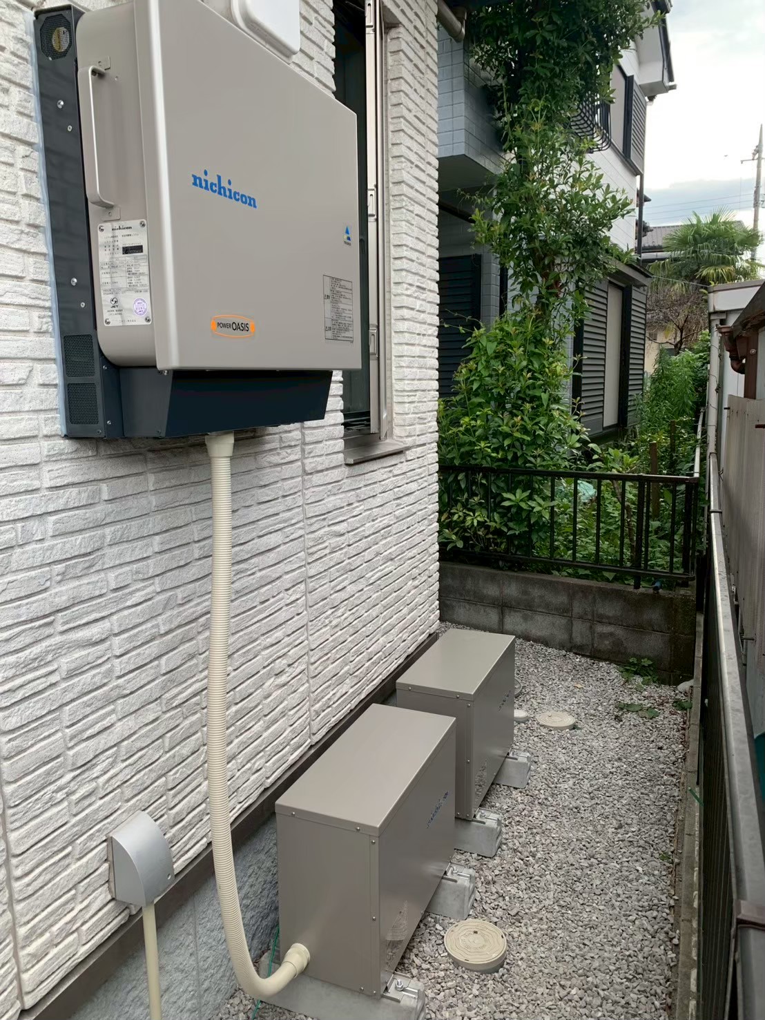 【八王子市横川町】既存の太陽光パネルを無駄にしない！ニチコン大容量14.9kWh蓄電池の増設事例の工事写真