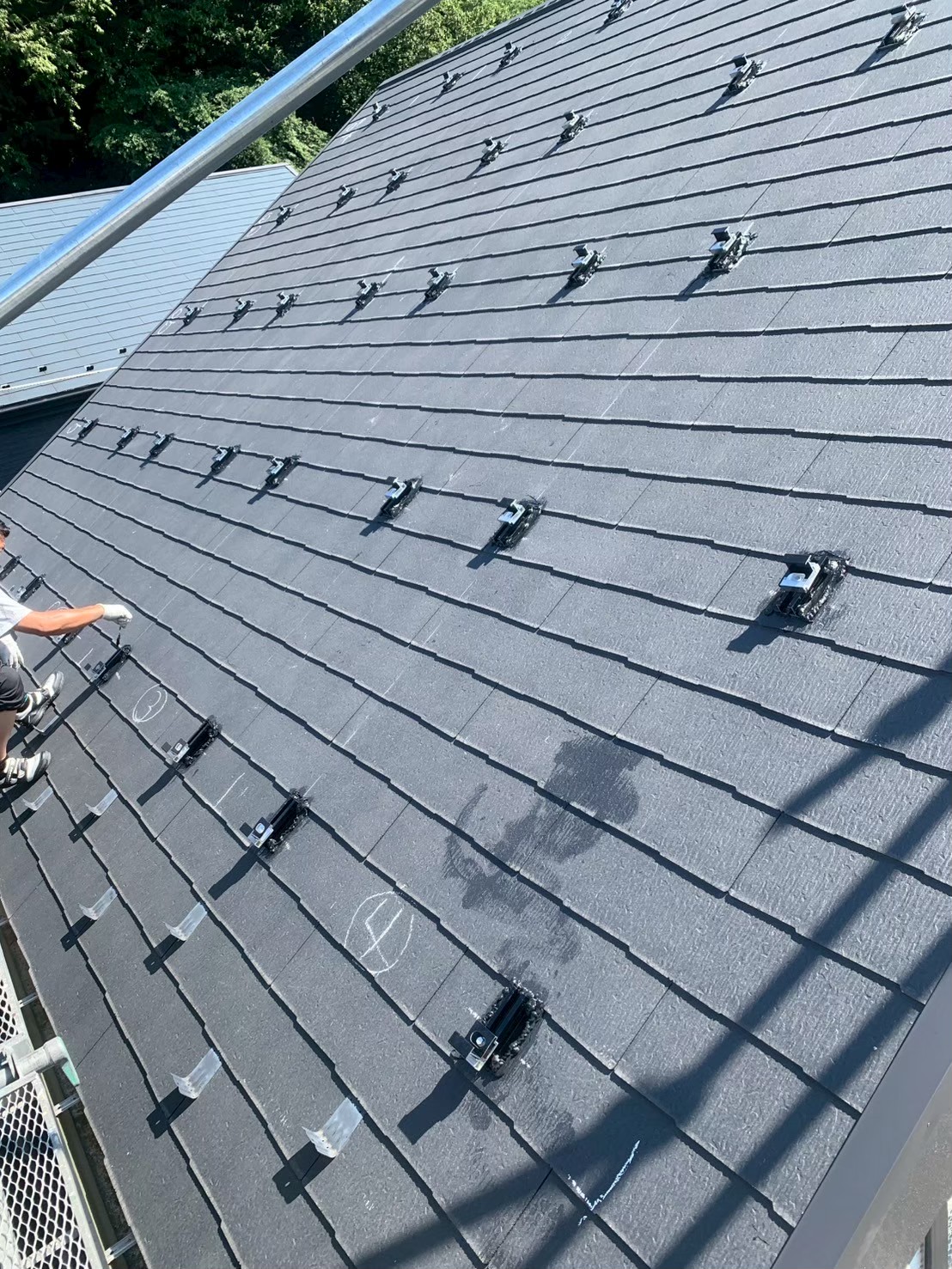 【八王子市散田町】カナディアン・ソーラー6.37kW×ニチコン14.9kWh蓄電池で停電に強い家を実現の工事写真