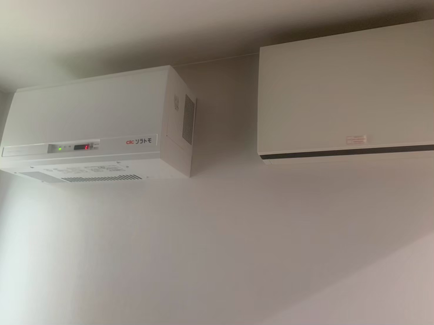 八王子市で太陽光パネルと蓄電池を設置！F様邸。補助金を活用した電気代削減事例の工事写真