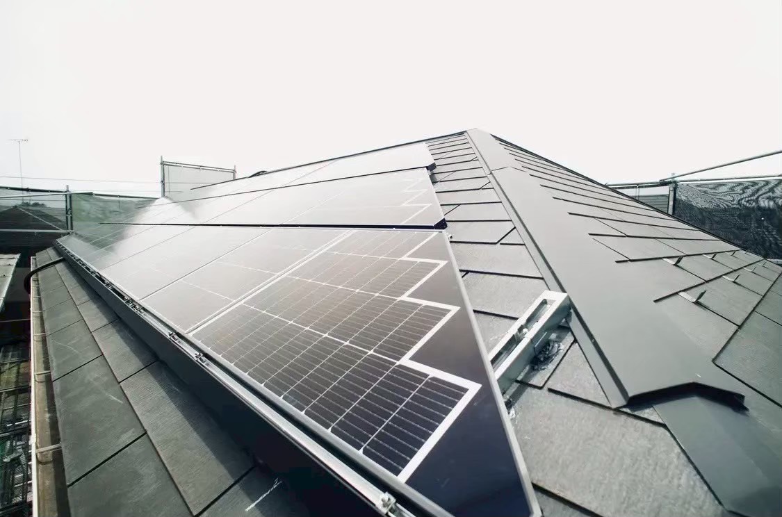 八王子市横川町｜長州産業7.76kW太陽光とオムロン16.4kWh蓄電池の設置事例の工事写真