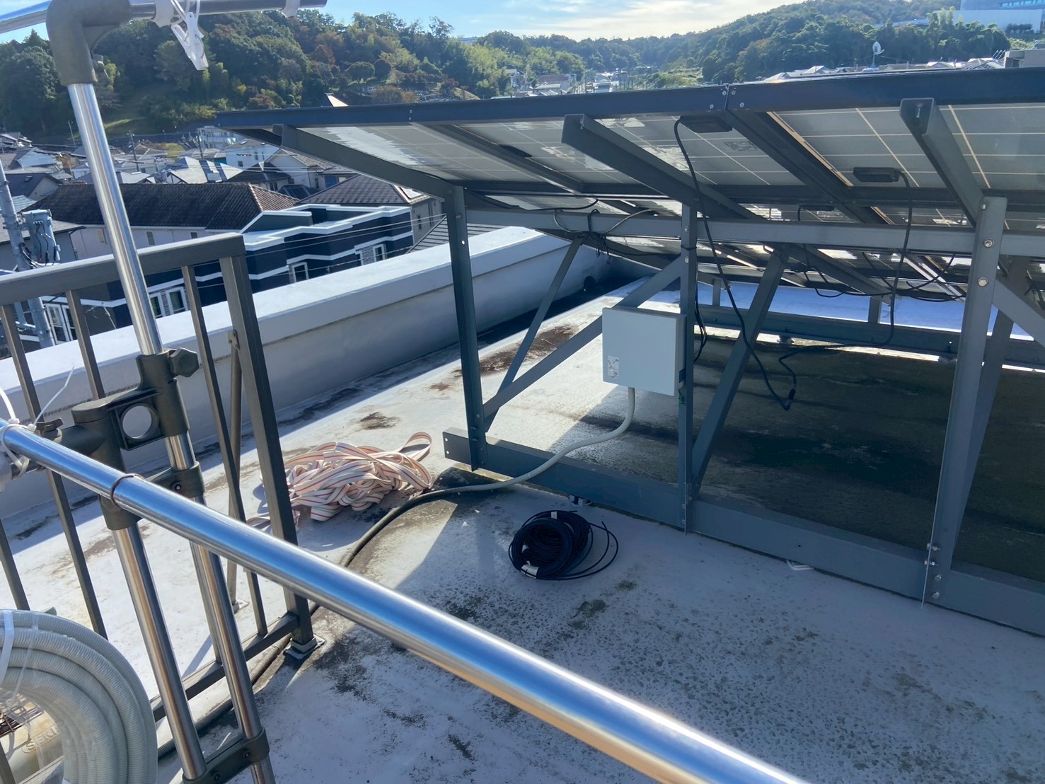 八王子市みなみ野｜長府工産14.9kWh大容量蓄電池の設置事例：全負荷対応で停電対策