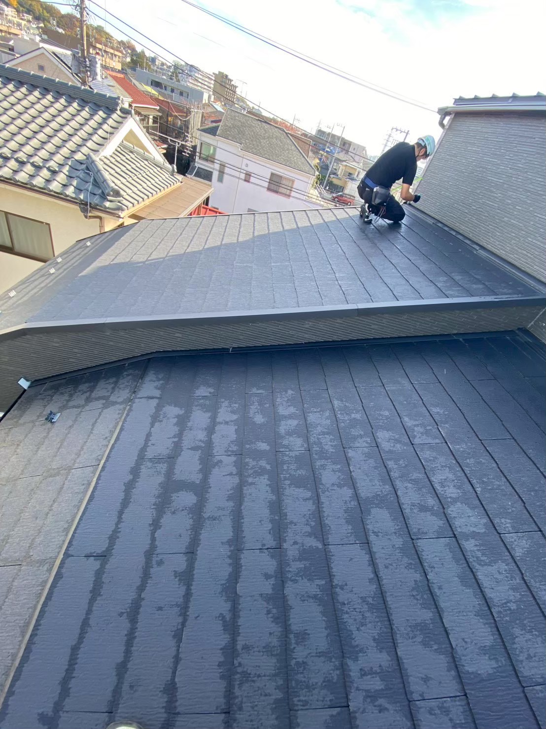 八王子市暁町｜カナディアン・ソーラー2.26kWとエネプラット13.3kWh蓄電池の設置事例の工事写真