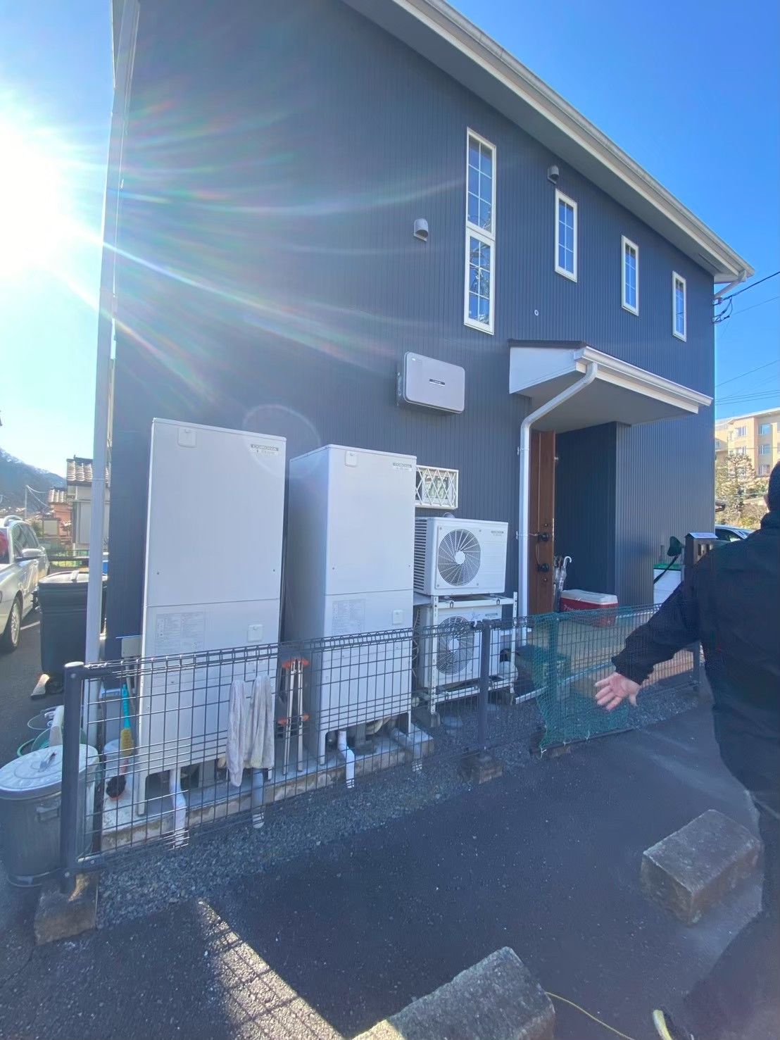 八王子市西浅川町｜長府工産14.9kWh大容量蓄電池の設置事例：全負荷対応で停電対策